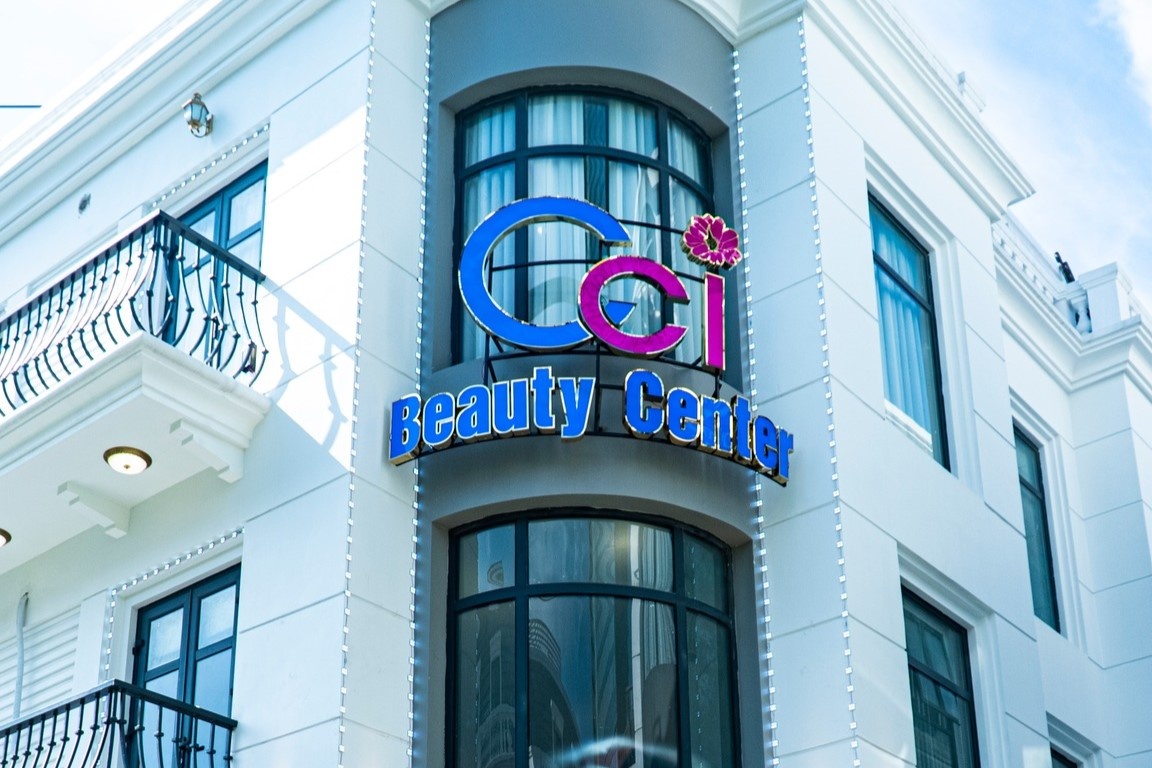 Xu phat mot vien tham my quoc te 'chui' o TP.HCM hinh anh