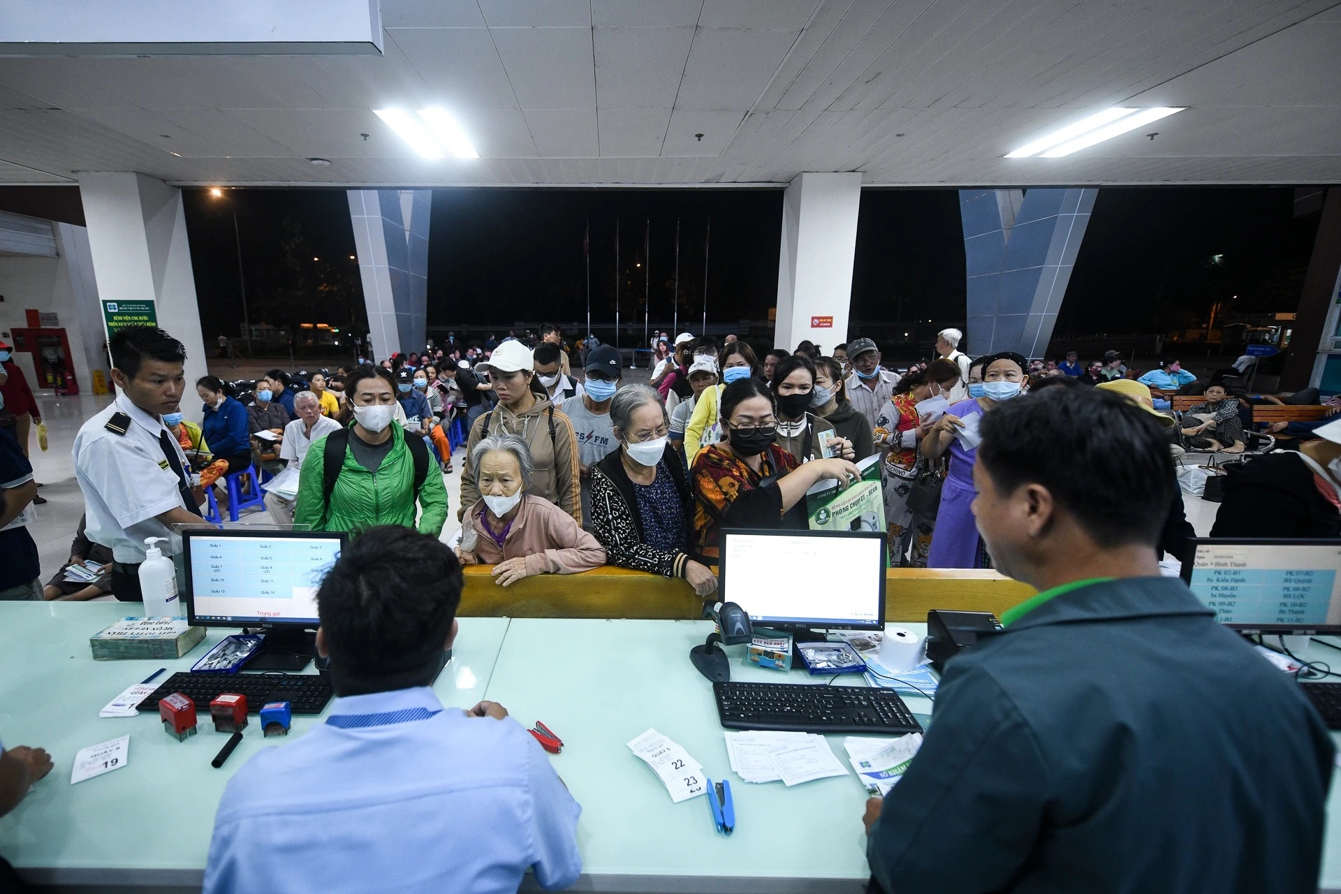TP.HCM tong kiem tra thuoc, thiet bi y te va thuc pham chuc nang gia hinh anh