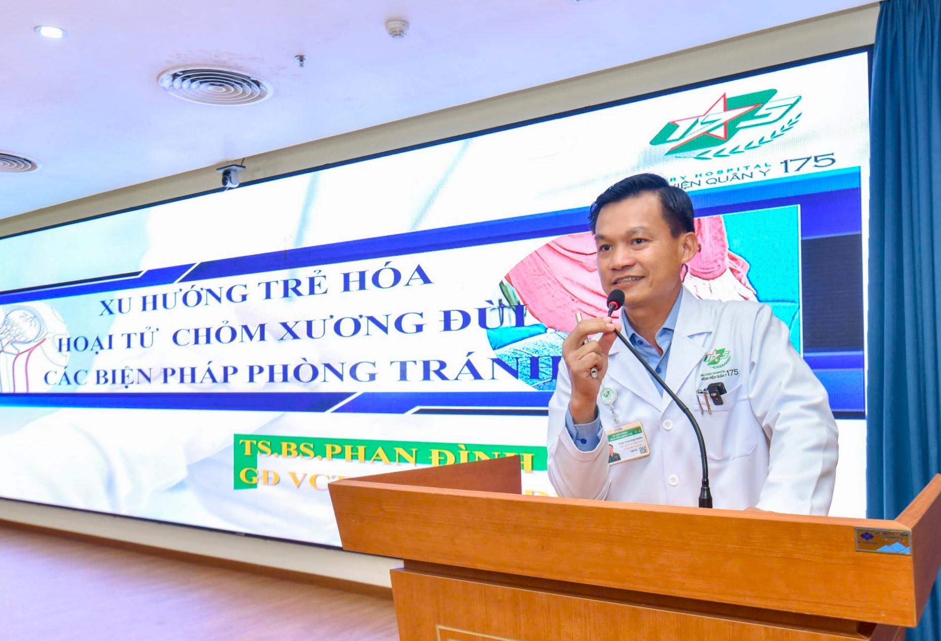 hoai tu chom xuong dui anh 1