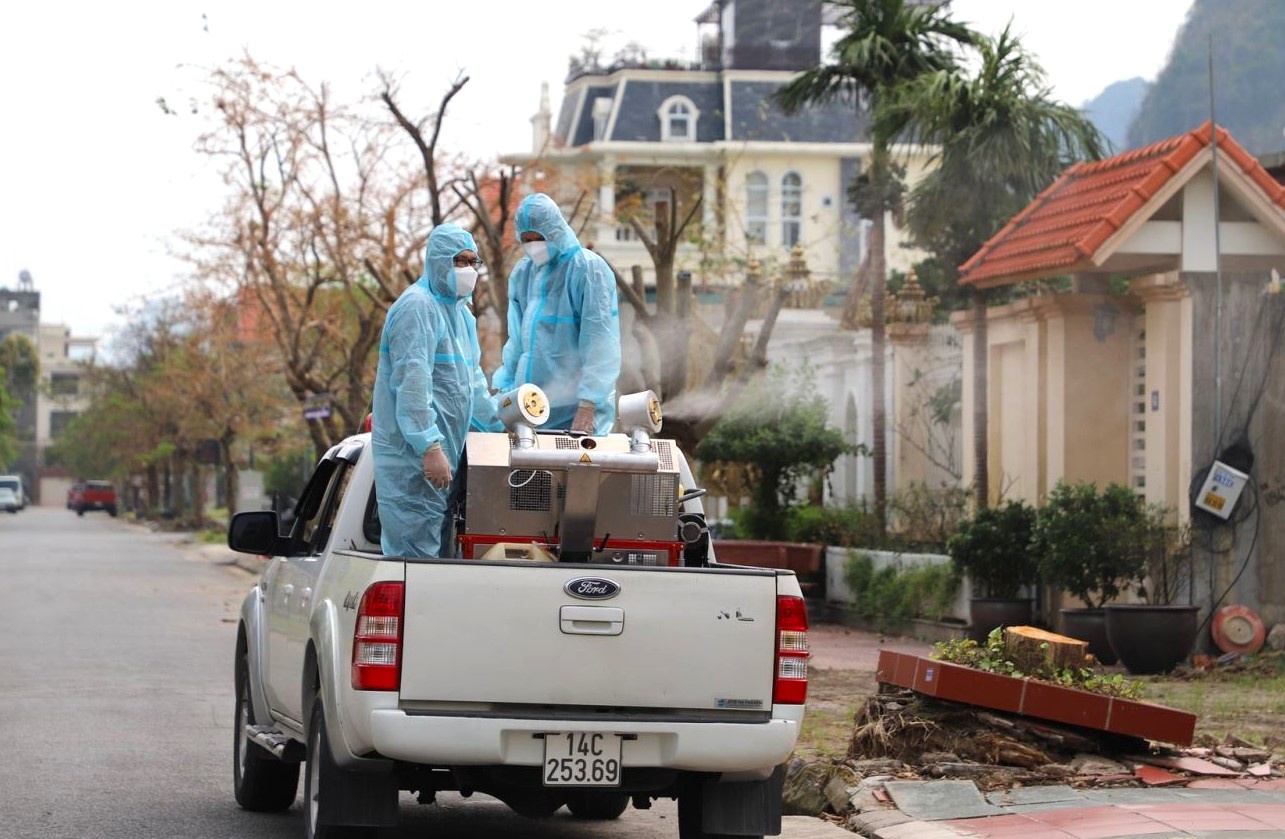 Quang Ninh no luc kiem soat benh truyen nhiem sau bao hinh anh