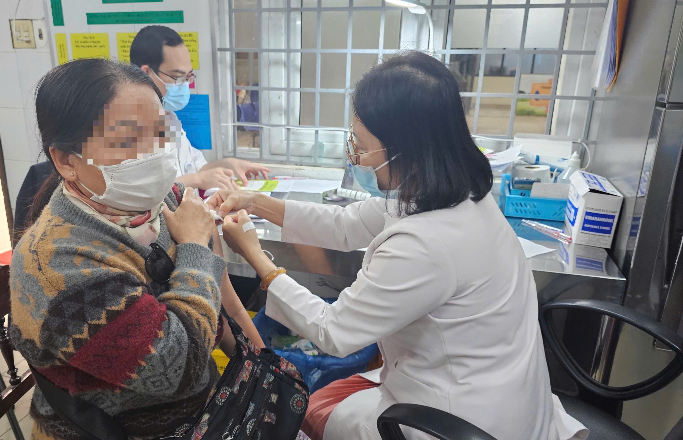 tinh hinh cum o hue anh 2