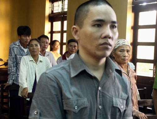 Ngoi tu vi ngu nho nha co hang xom luc vo moi sinh hinh anh