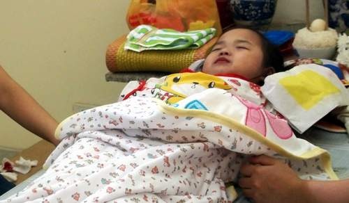 Linh xinh vu be 5 tuoi chet sau mot ngay nhap vien hinh anh