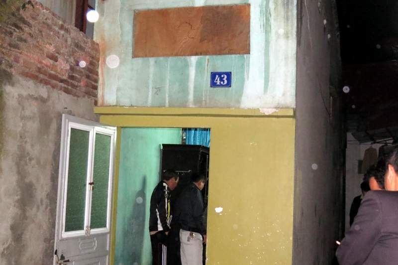 Nghi can vu chem canh sat giao thong cuop xe tay ga sa luoi hinh anh