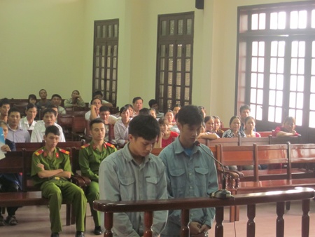 Hai trai lang mang an tu vi benh ban hinh anh