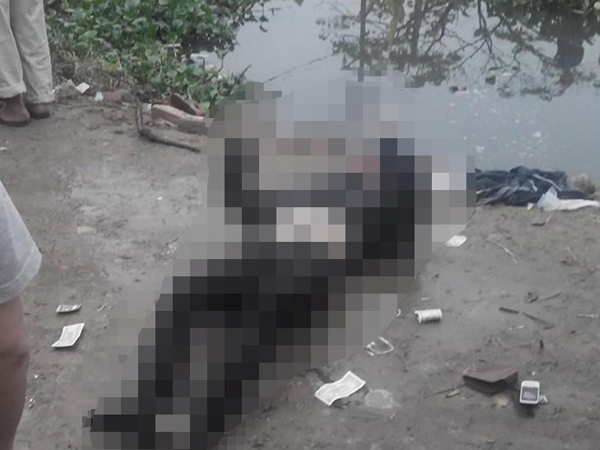 Tim thay xac thu hai vu thanh nien chet trong tu the lai xe hinh anh