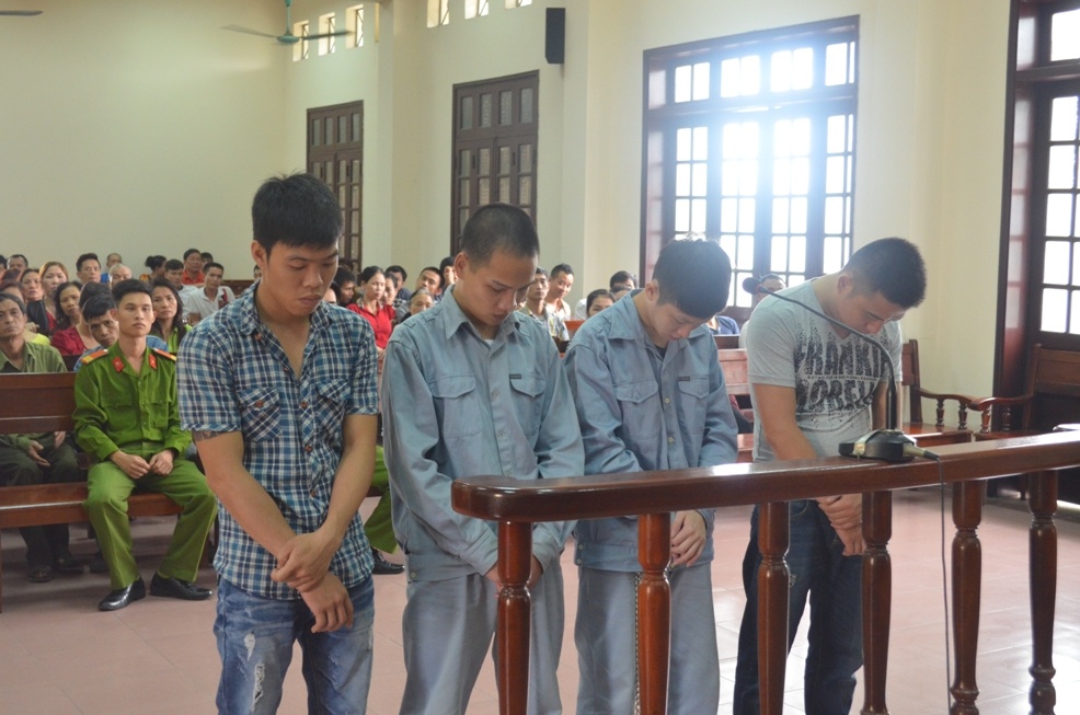 Giet ban nghien vi bi nho mua ma tuy hinh anh