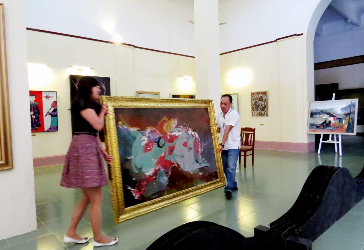 Một vài bức tranh 