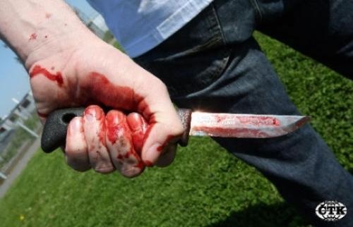 Bi dam chet khi dang om vo ngu hinh anh