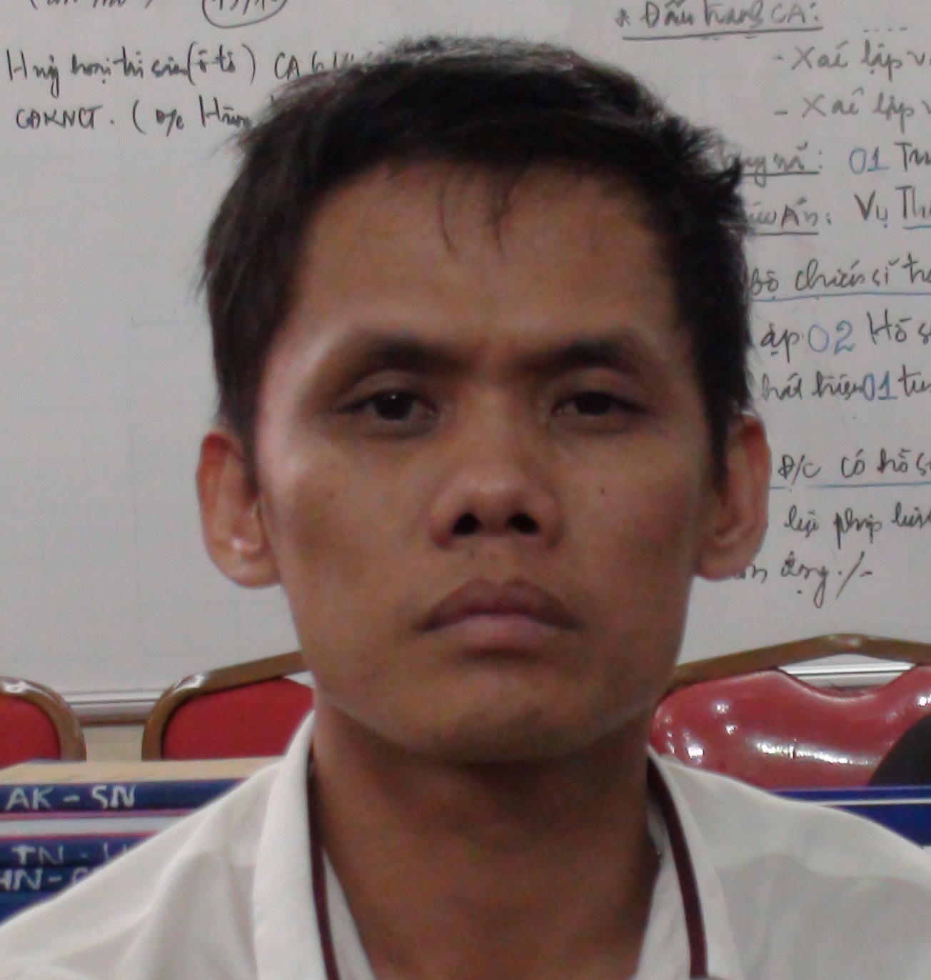 Ke khong che nu sinh doi quan he tinh duc nhieu lan bi bat hinh anh