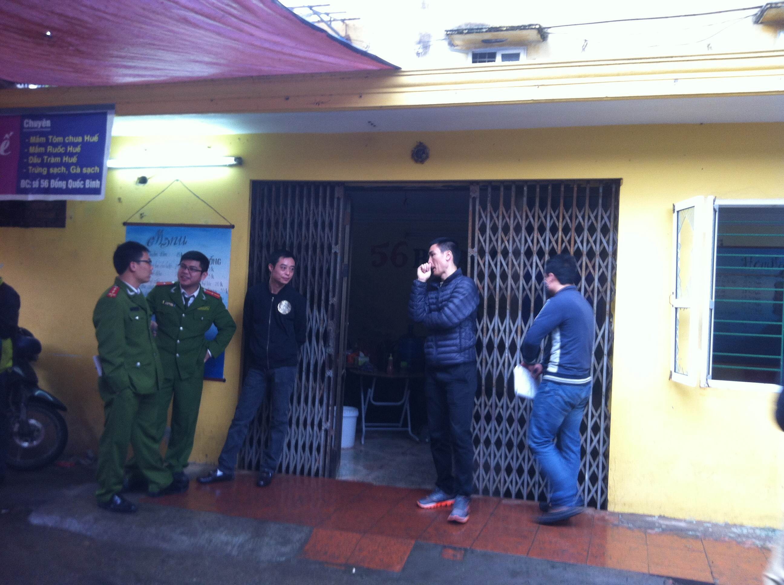 Nan nhan me man trong quan an sap khai truong da tinh hinh anh