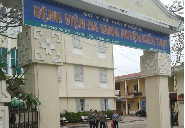 Nguoi me tu vong sau khi sinh con trai hinh anh