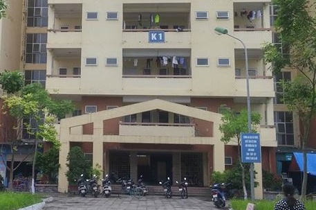 Thanh nien roi tu tang 4 ky tuc xa bi nghi trom cap hinh anh