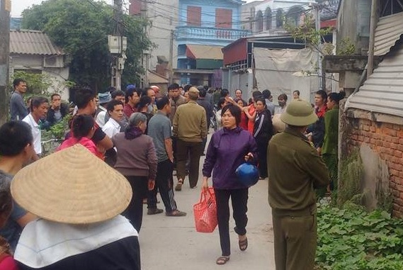 Be trai 9 tuoi tu vong bat thuong tren giuong hinh anh