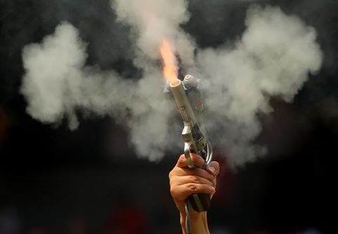 Con do dat Cang xong vao nha ban thanh nien 18 tuoi hinh anh