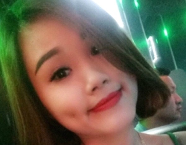 Nu 9X dat Cang tham gia ban 'keo cuc gach' hinh anh