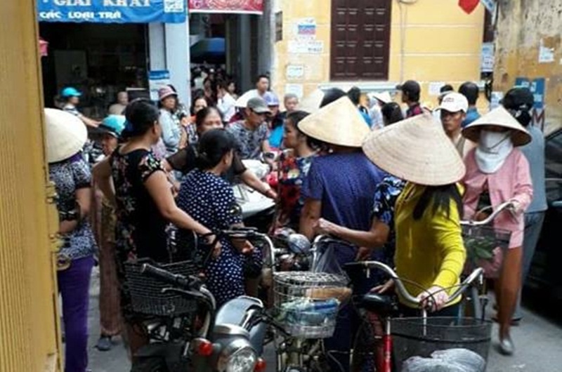 Phat hien thi the be trai con nguyen day ron o noi tap ket rac hinh anh