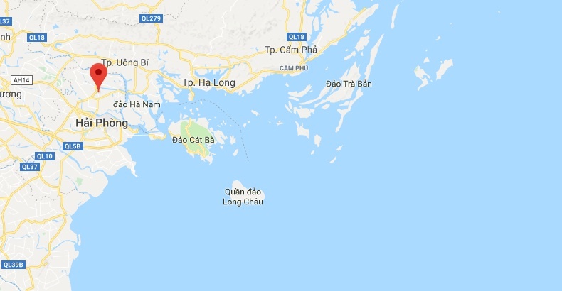 Tài xế bẻ lái tránh hai nữ sinh ảnh 3 Tai xe be lai tranh hai nu sinh anh 3