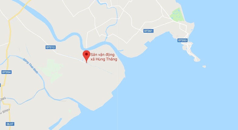 Cháy ôtô trong sân trường mầm non ảnh 2 Chay oto trong san truong mam non anh 2