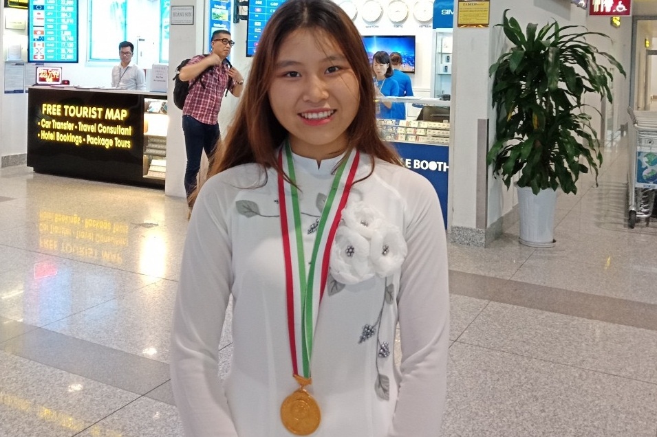 Nu sinh Hai Phong duoc thuong 500 trieu trung tuyen DH Y Ha Noi hinh anh