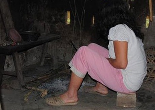 Cuu cong an linh 17 nam tu vi hiep dam be 6 tuoi hinh anh