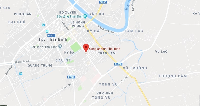 Bị hành hung tại trụ sở công an ảnh 2 Bi hanh hung tai tru so cong an anh 2