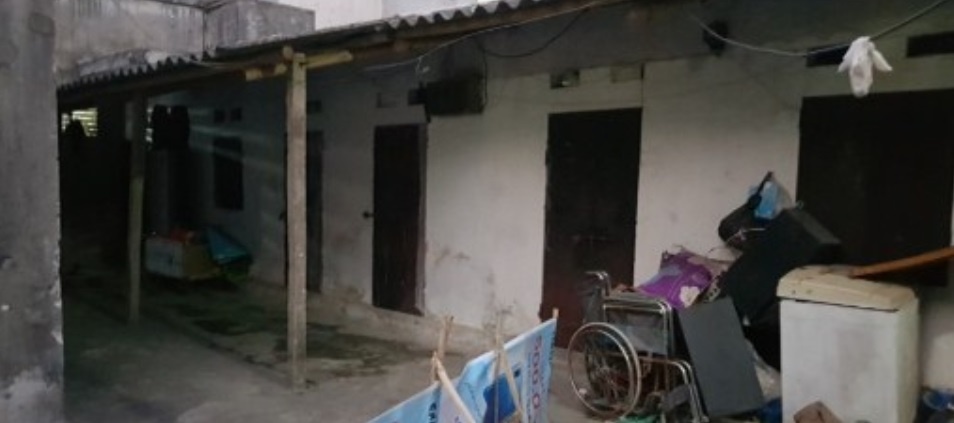 Nguoi phu nu tan tat bi 'ong chu' cuong buc hinh anh