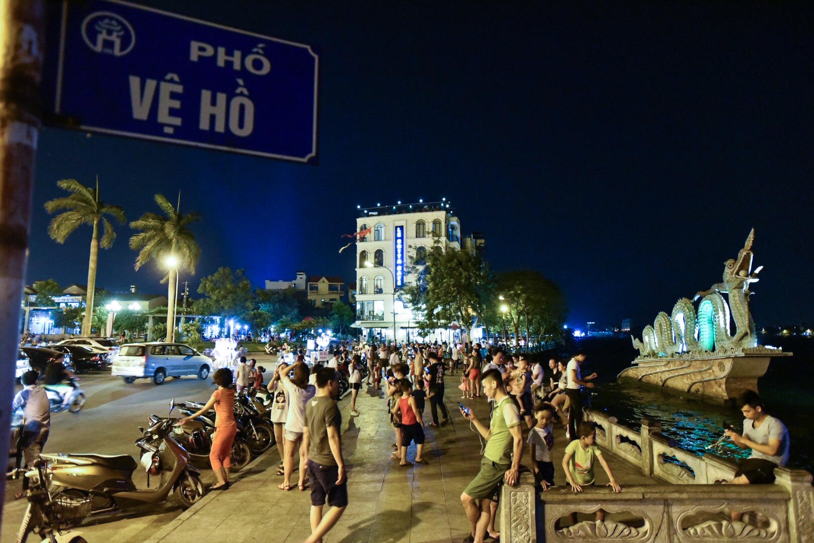 Dan Thu do ra duong hong mat anh 10