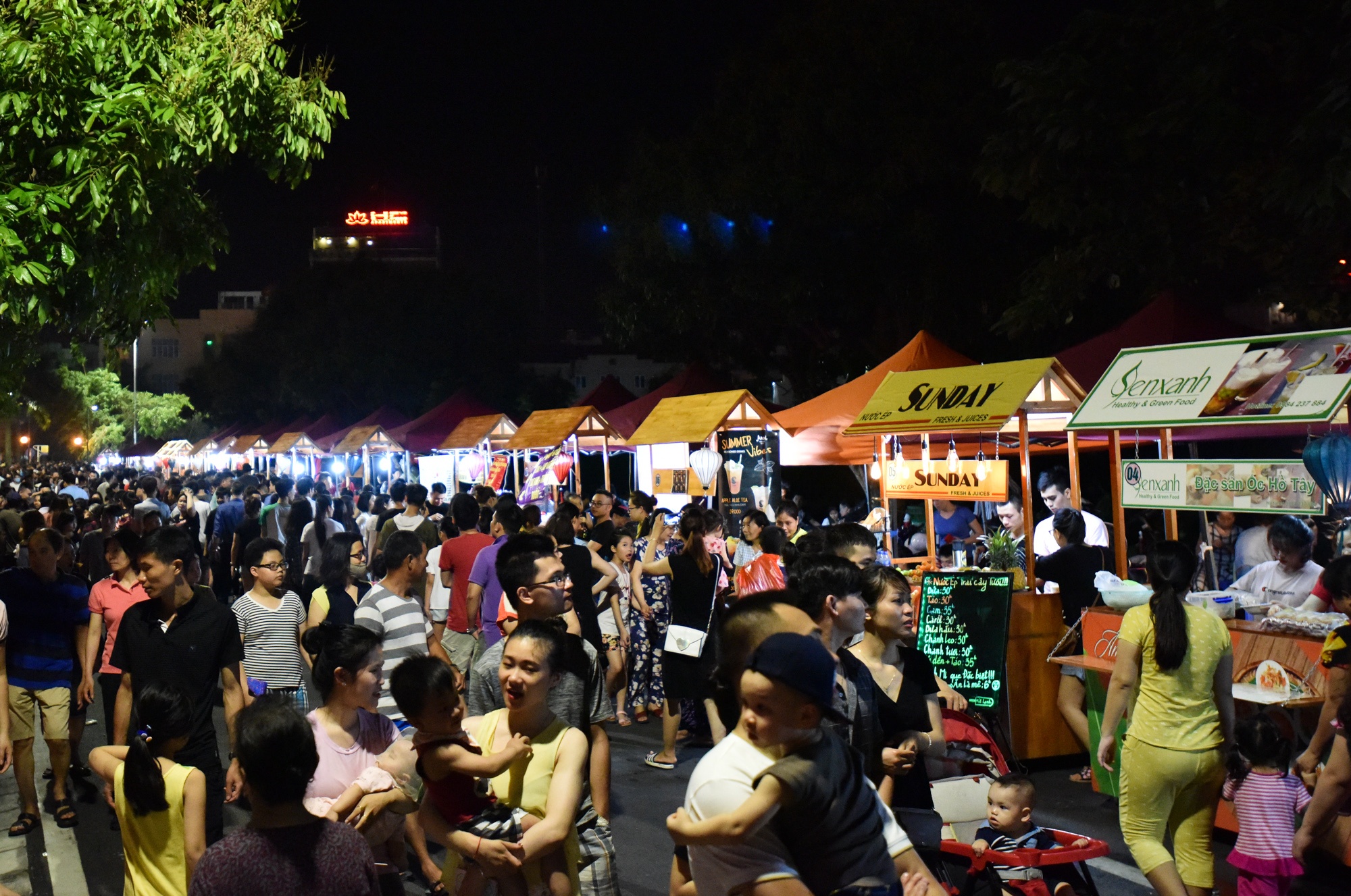 Dan Thu do ra duong hong mat anh 12