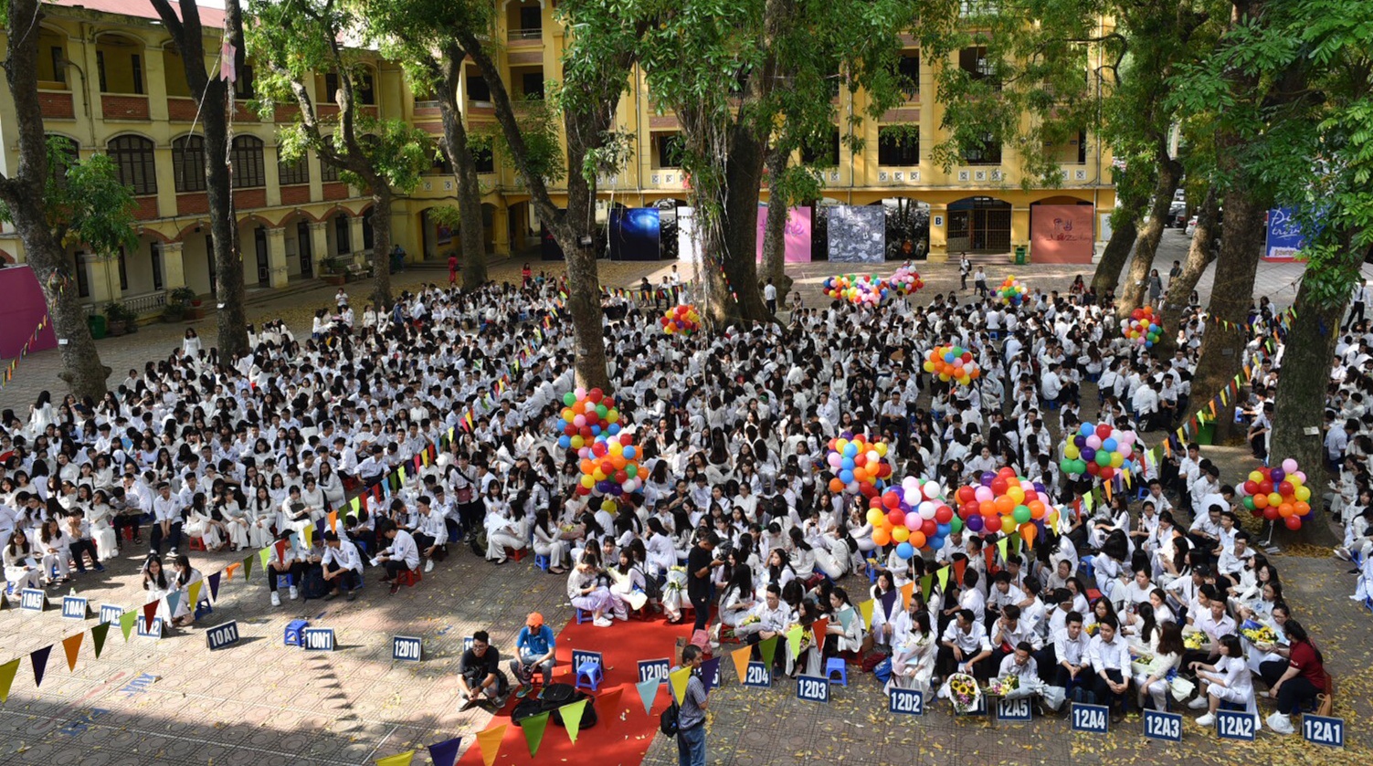 Xuc dong le be giang THPT Ha Noi anh 1