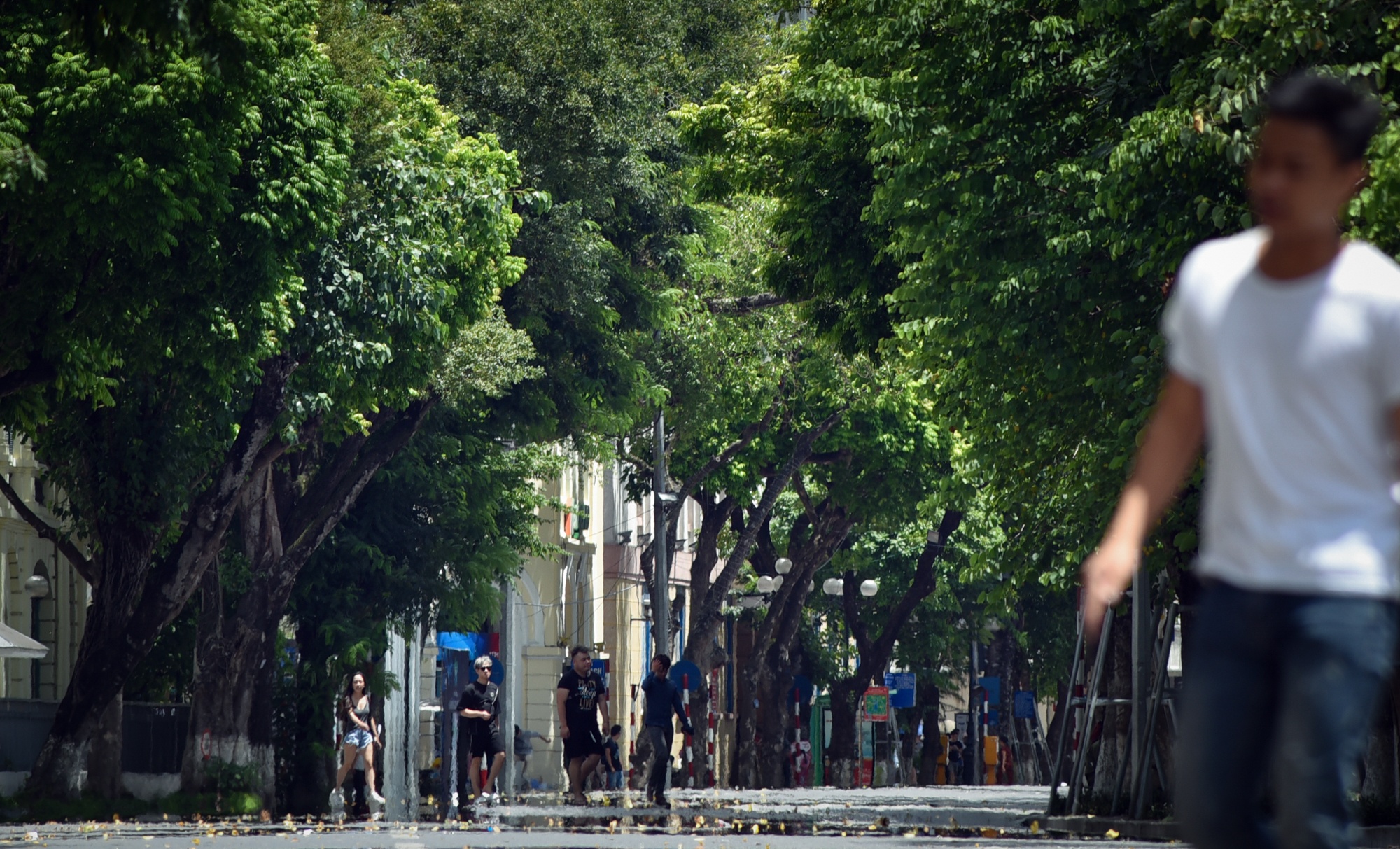 Ha Noi nang nong 42 do C anh 7