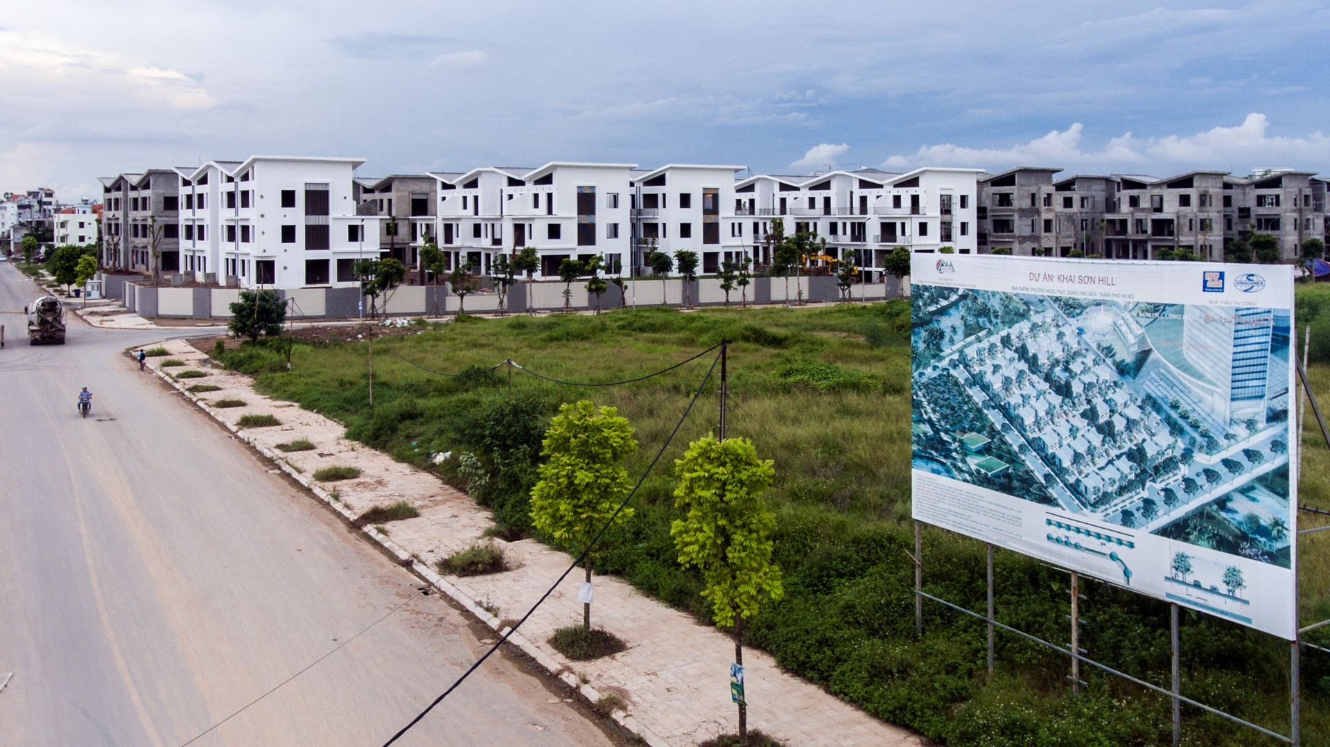 26 biet thu xay dung khong phep o thu do anh 1