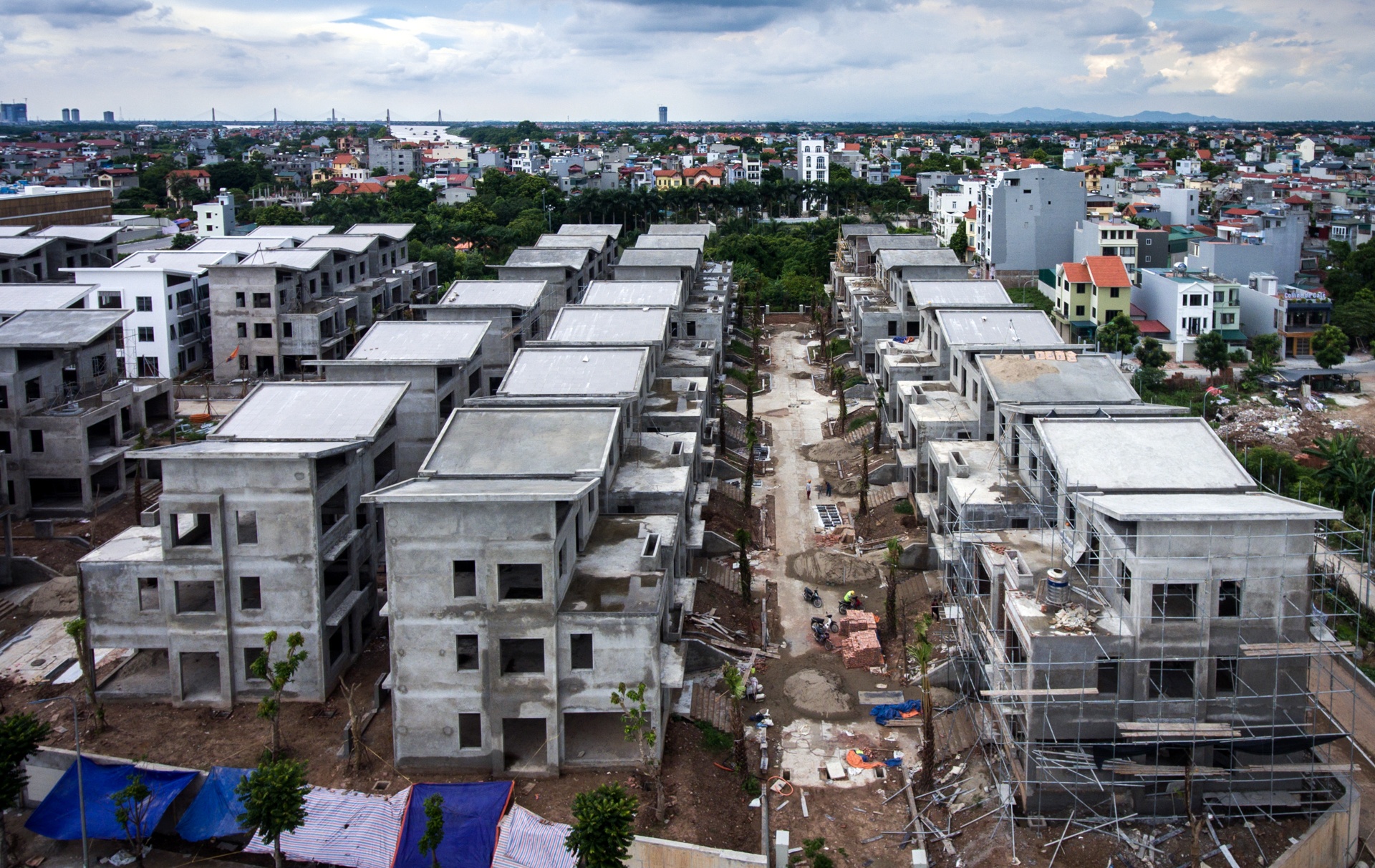 26 can biet thu xay xong moi xin phep o thu do hinh anh