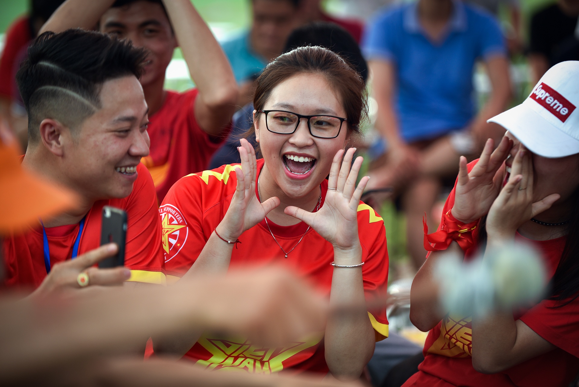 Cuong nhiet co vu Olympic Viet Nam qua truyen hinh khong ban quyen hinh anh