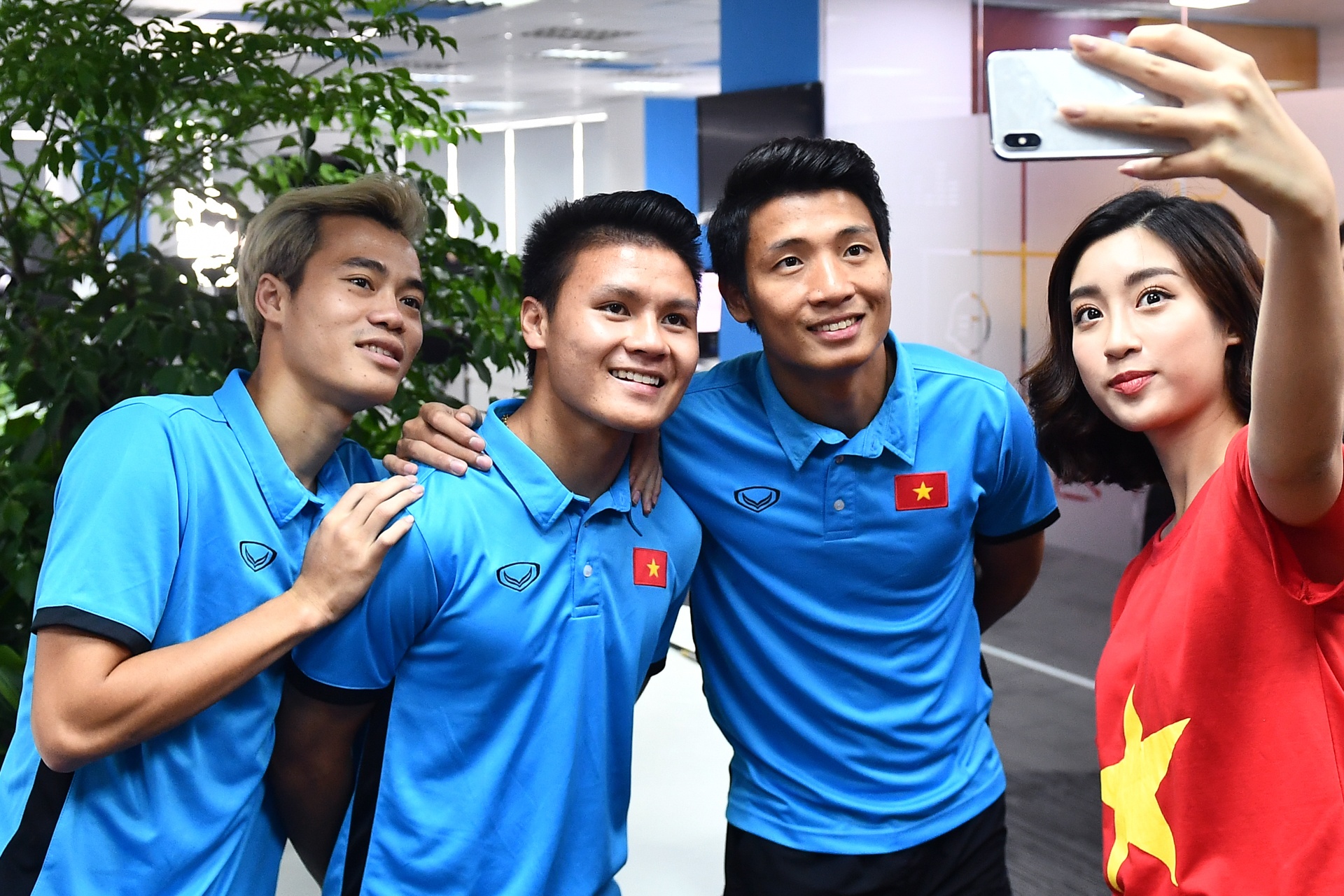 cau thu olympic viet nam giao luu truc tuyen anh 13