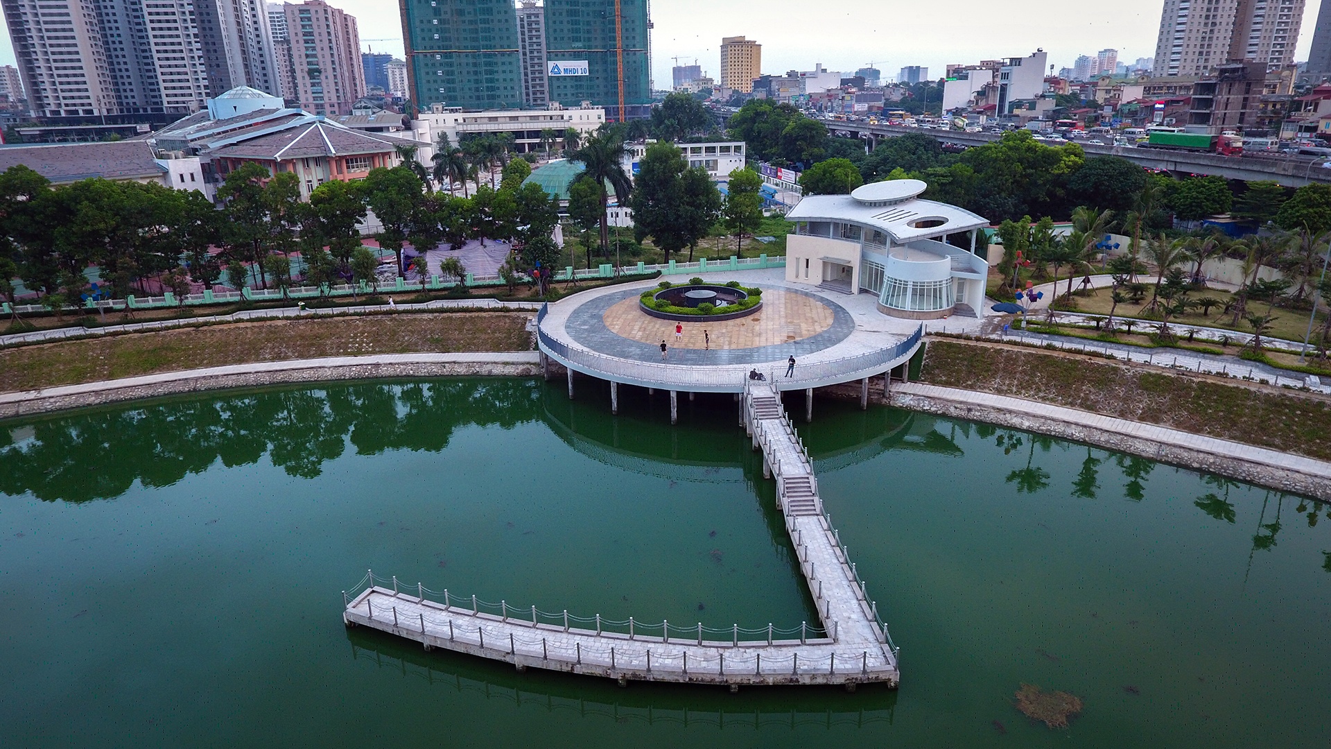 cong vien 300 ty ha noi anh 10