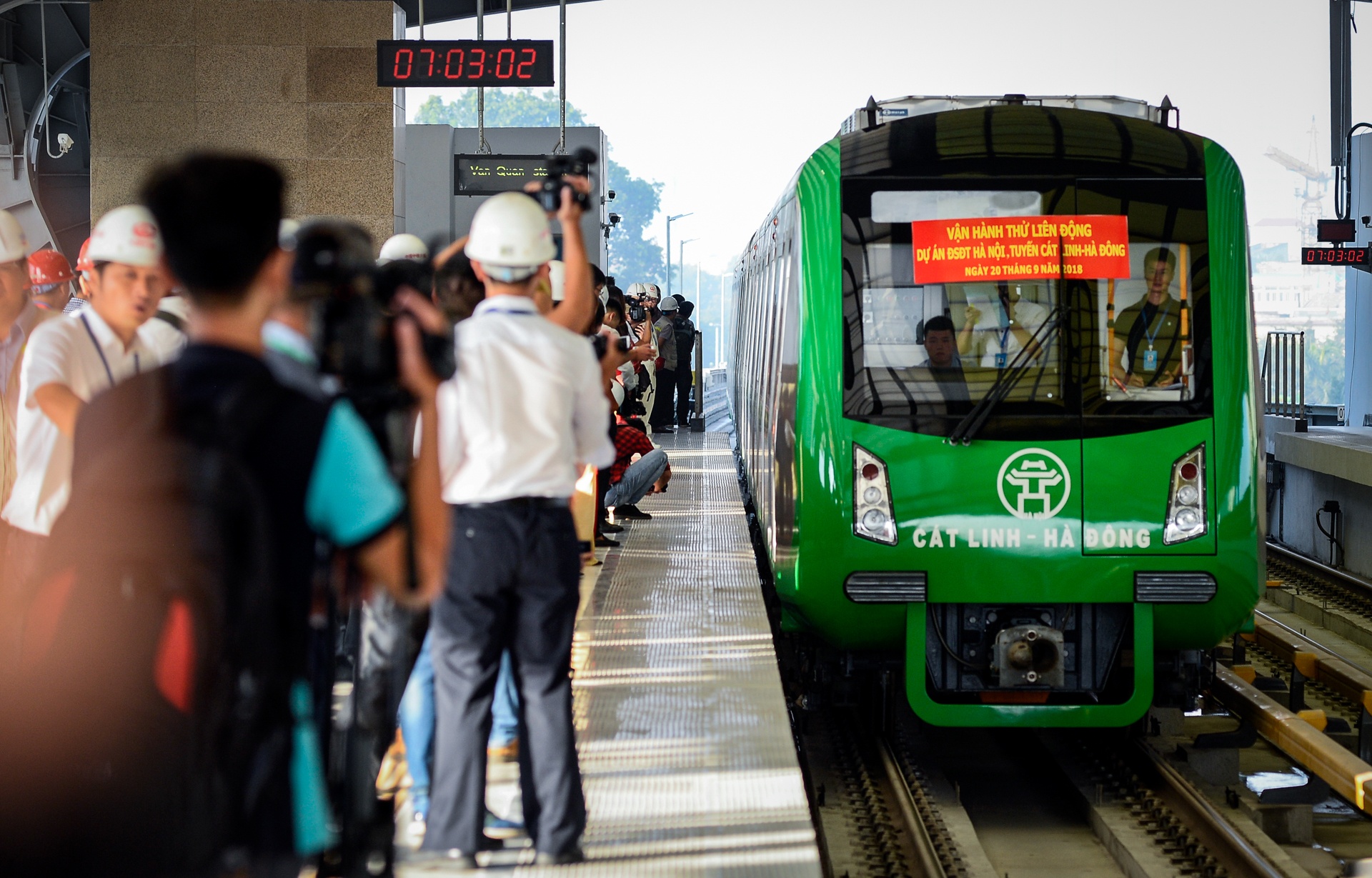 Tau duong sat Cat Linh - Ha Dong chay thu nghiem anh 5