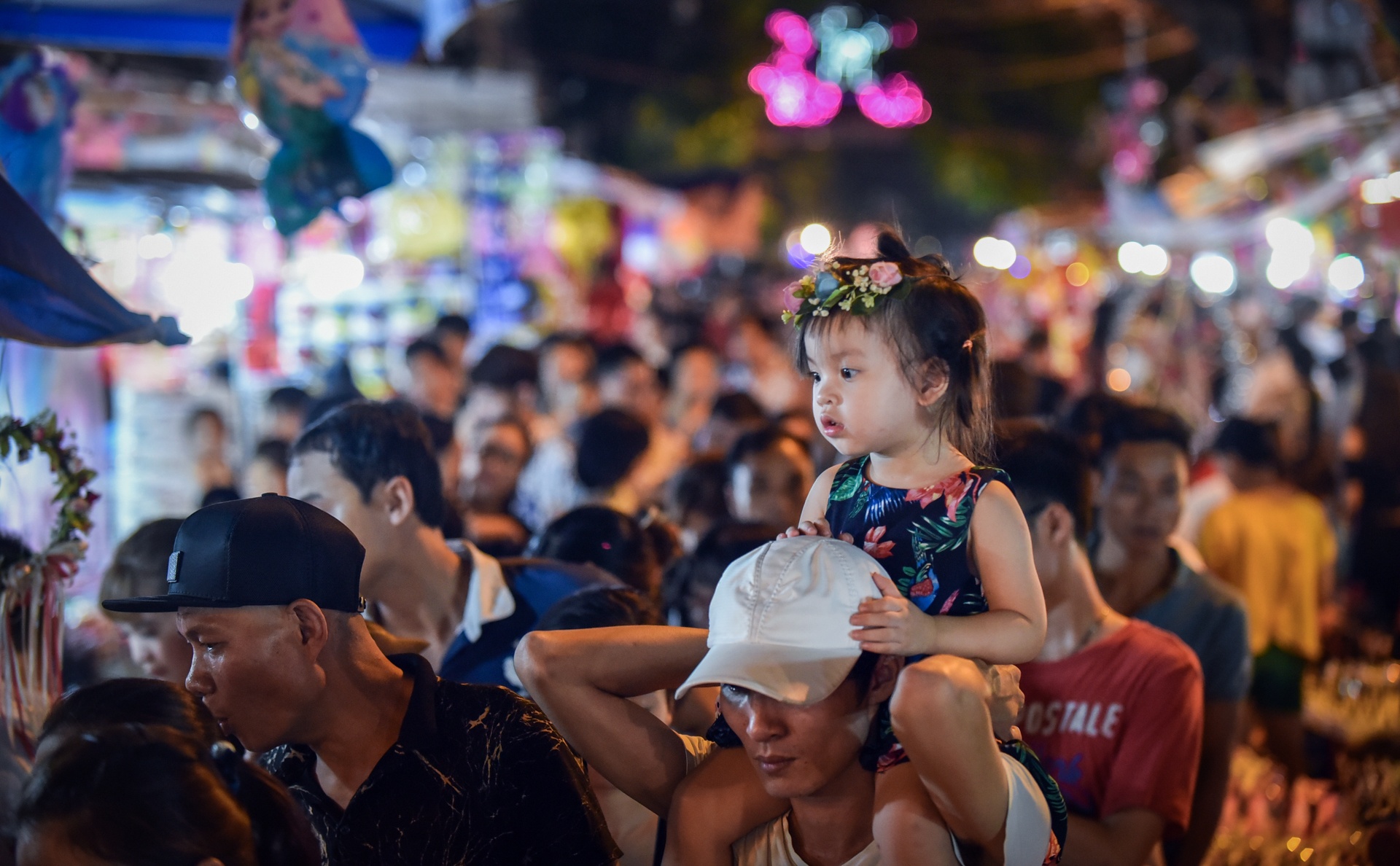 trẻ em chơi trung thu ở Hà Nội ảnh 4 tre em choi trung thu o Ha Noi anh 4