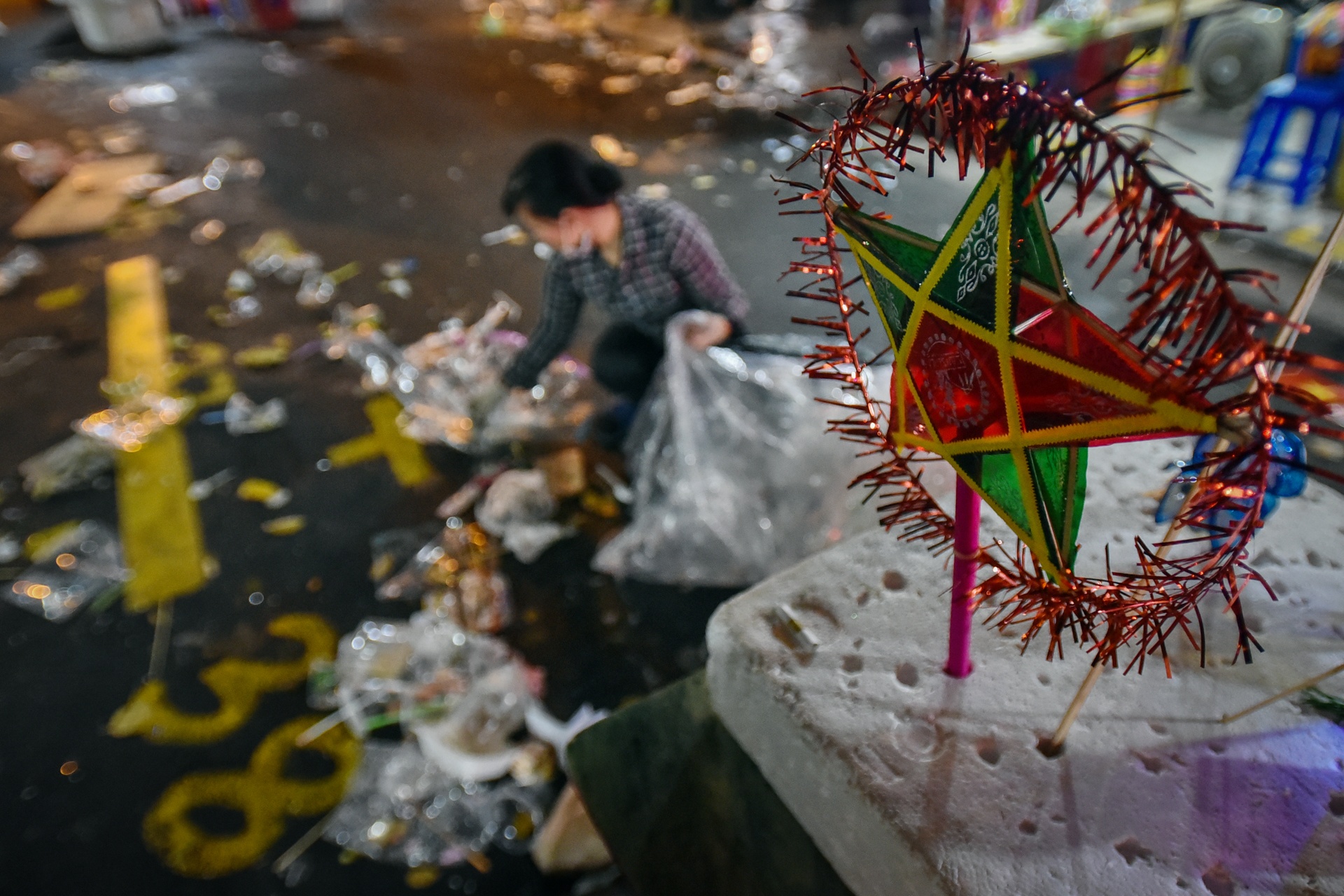 rac thai ngap pho sau trung thu anh 3