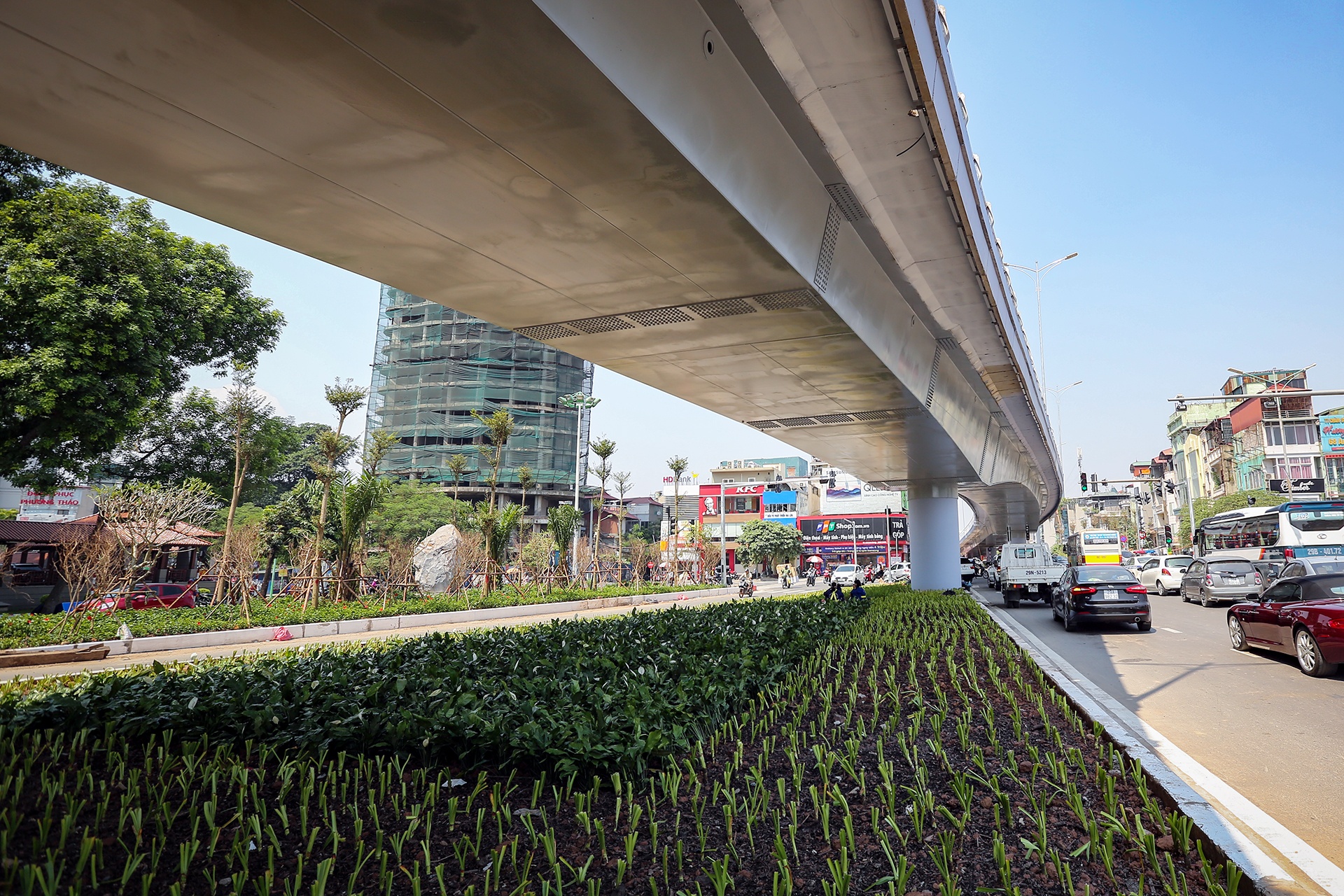 Cau vuot An Duong anh 4