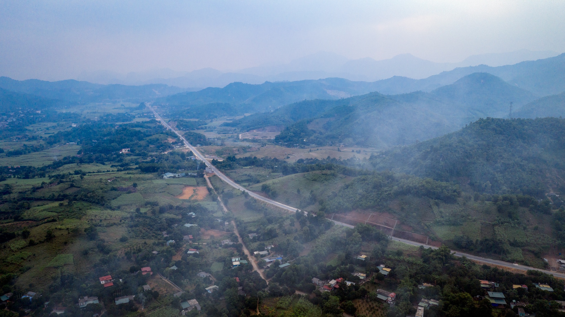 duong 2.700 ty dong noi ha noi hoa binh anh 5