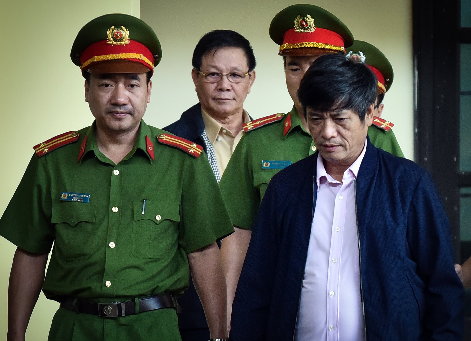 khoanh khac tai phien toa duong day danh bac nghin ty anh 2