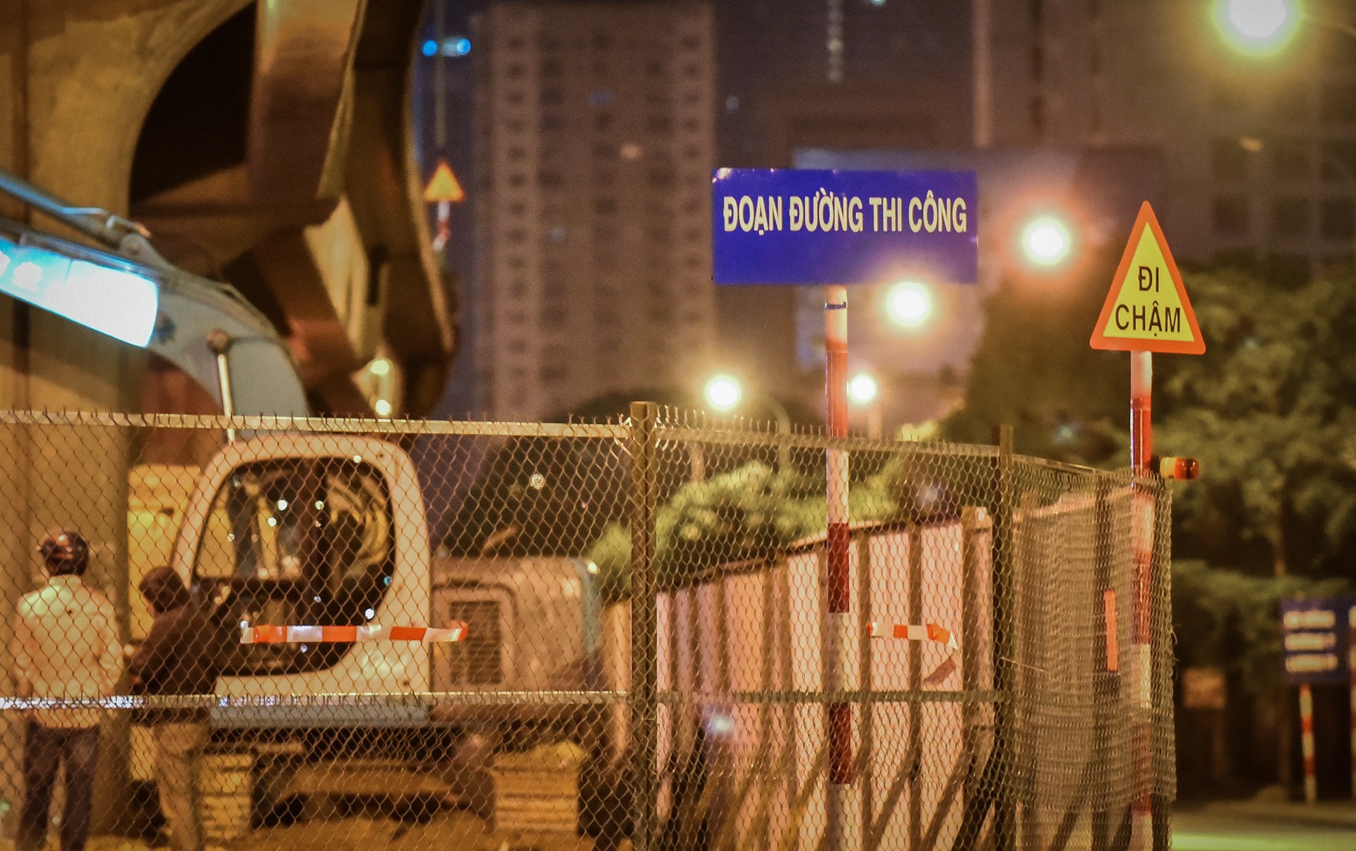 Trang dem dao duong o Thu do anh 4