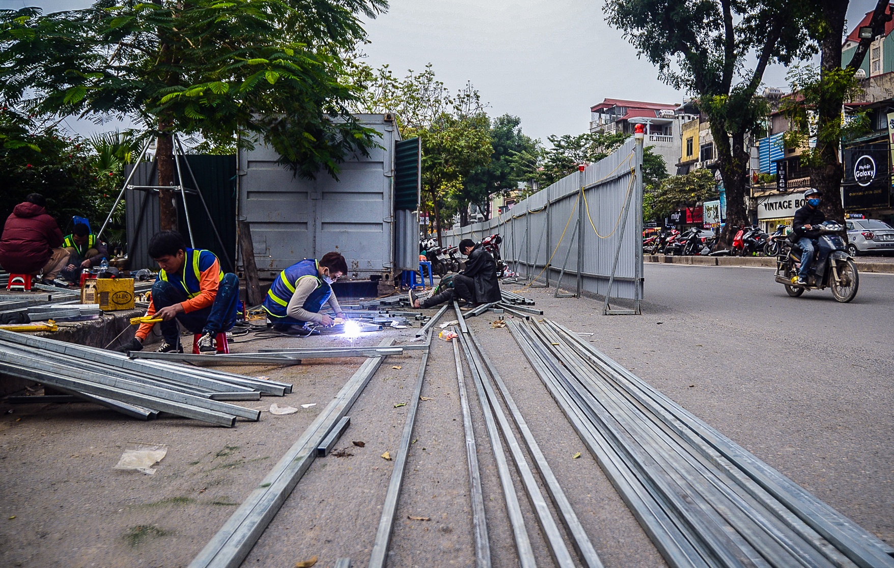 Trang dem dao duong o Thu do anh 9