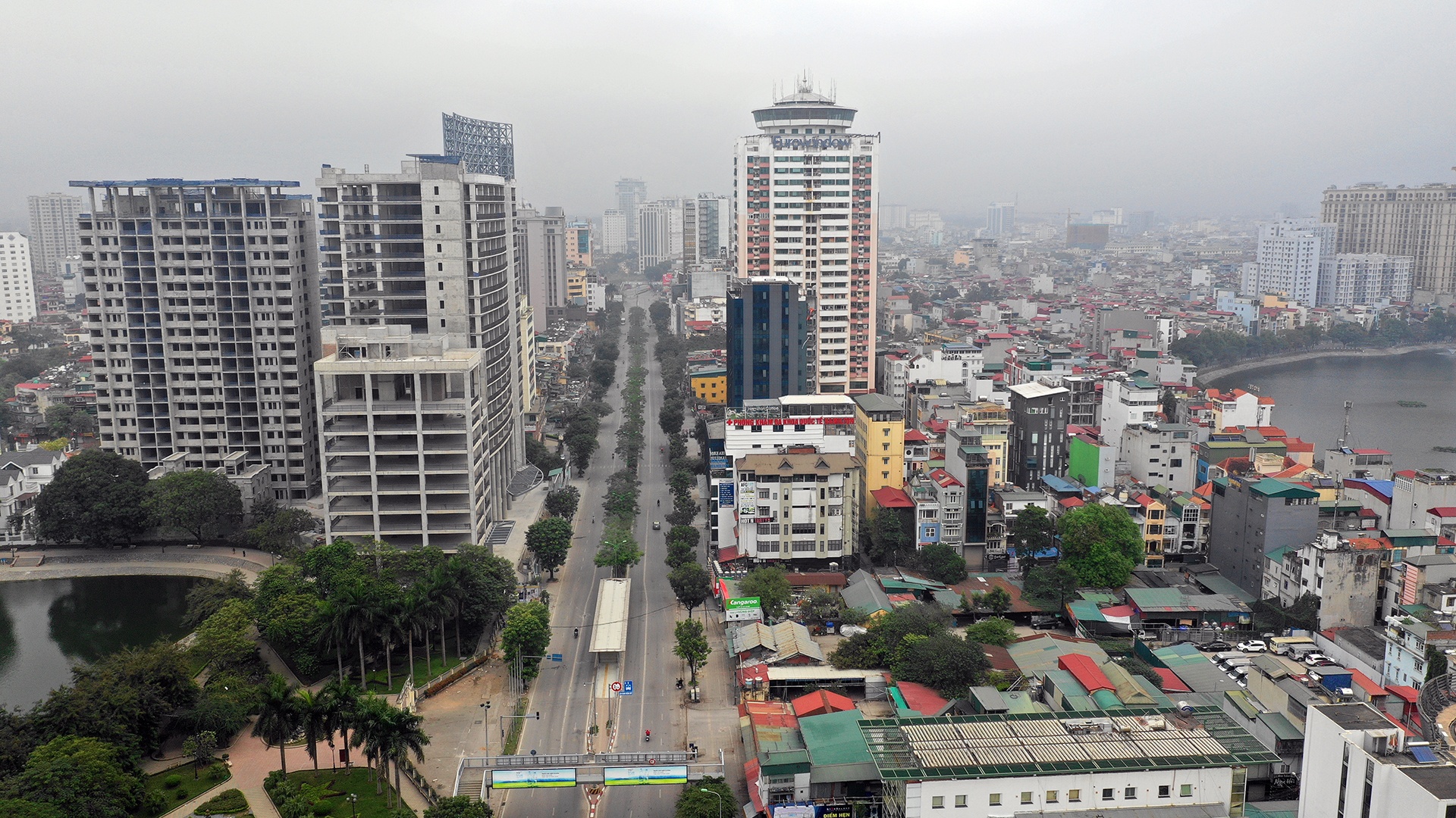 Sang mung 1 Tet anh 5