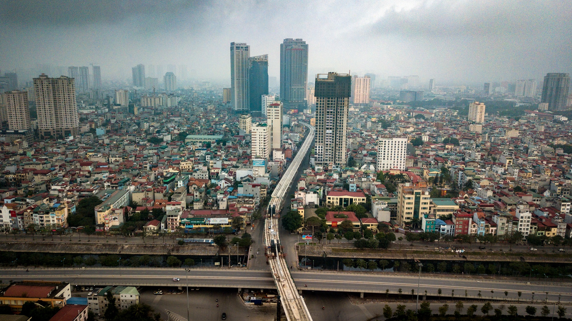 Sang mung 1 Tet anh 13