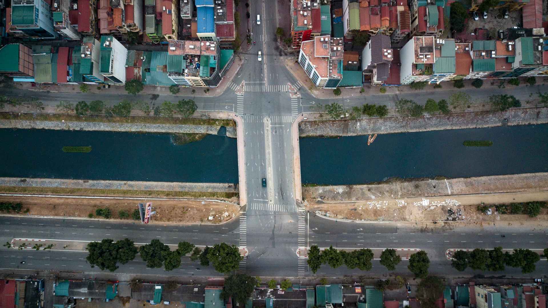 Sang mung 1 Tet anh 12