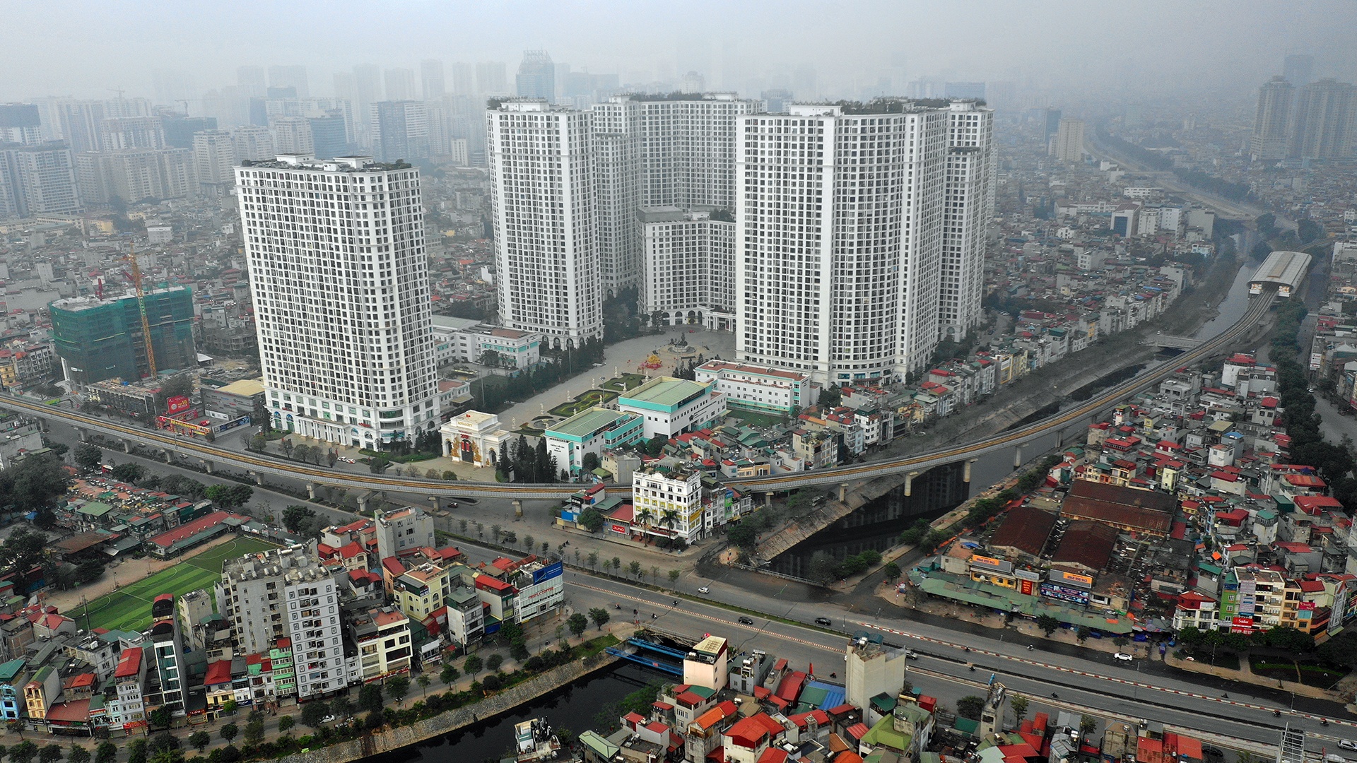 Sang mung 1 Tet anh 14