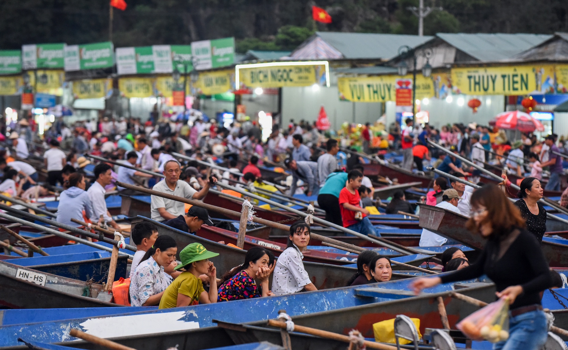 Khai hoi chua Huong anh 9