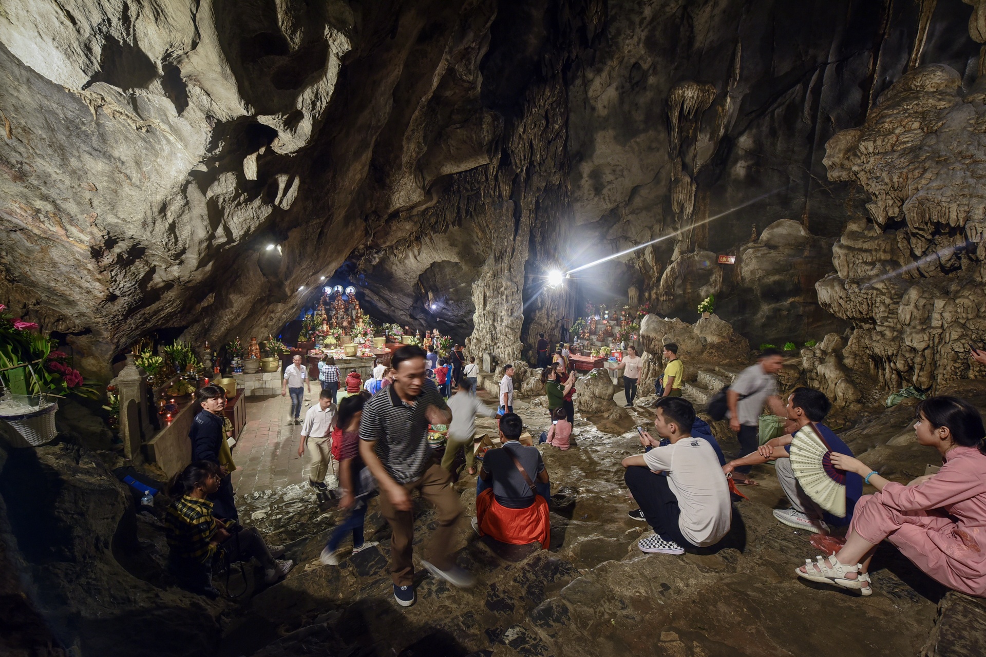 trang dem di le chua huong anh 4